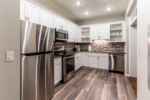 Park Heights By The Lake Apartments