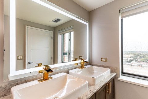 Park Heights By The Lake Apartments