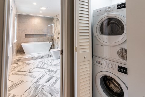 Park Heights By The Lake Apartments