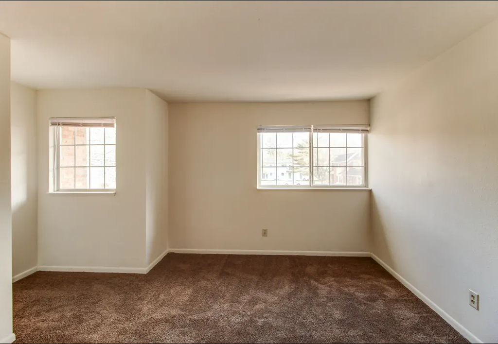 Carpeted Bedroom at Arbor Pointe Townhomes, Battle Creek, Michigan