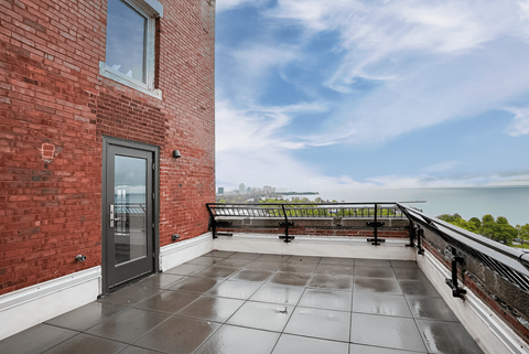 Park Heights By The Lake Apartments