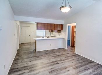 Updated Floors Sandstone Apartments