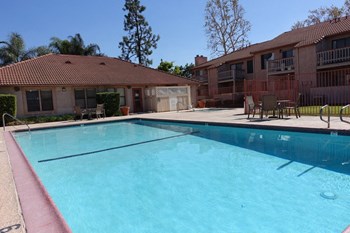 Sienna Pointe Apartments Pool