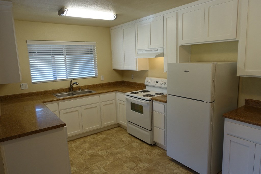 Walnut Crest Interior Kitchen