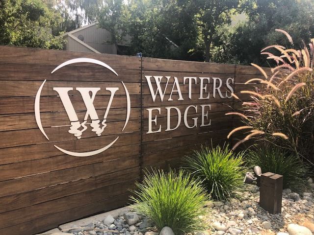 Waters Edge Apartment Monument Sign - Photo Gallery 1
