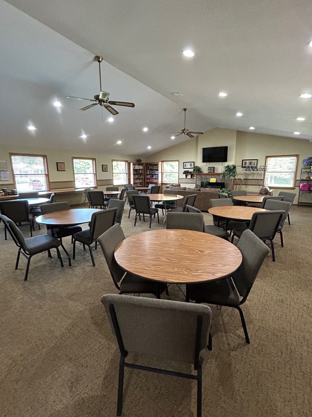 The Community of Rolling Hills Clubhouse Dining Area