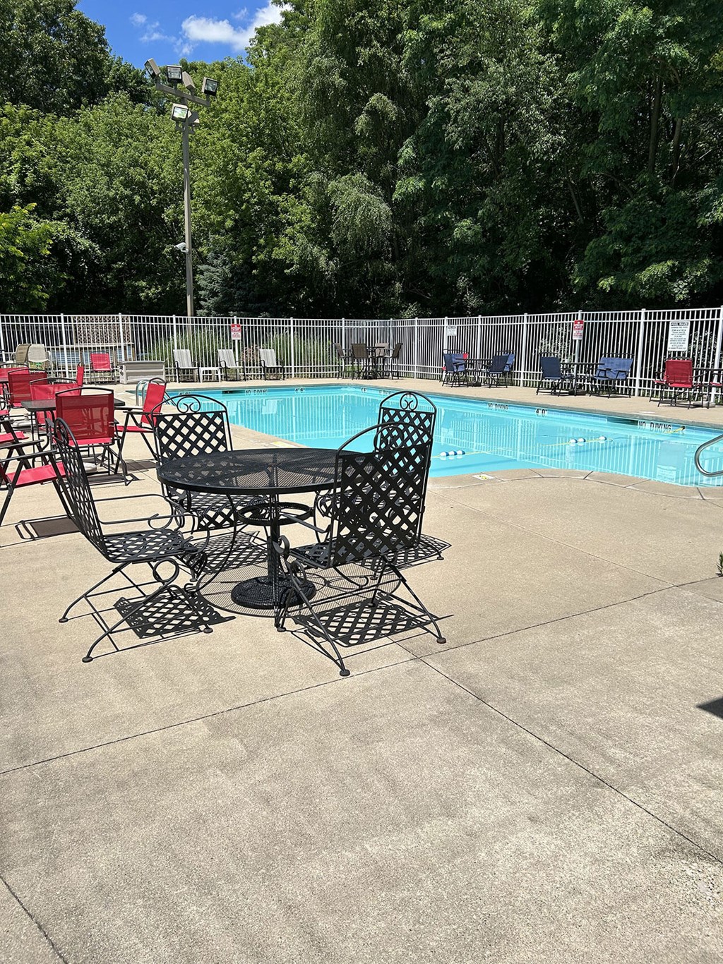 The Saltwater Pool at Rolling Hills Community The Community of Rolling Hills Pool