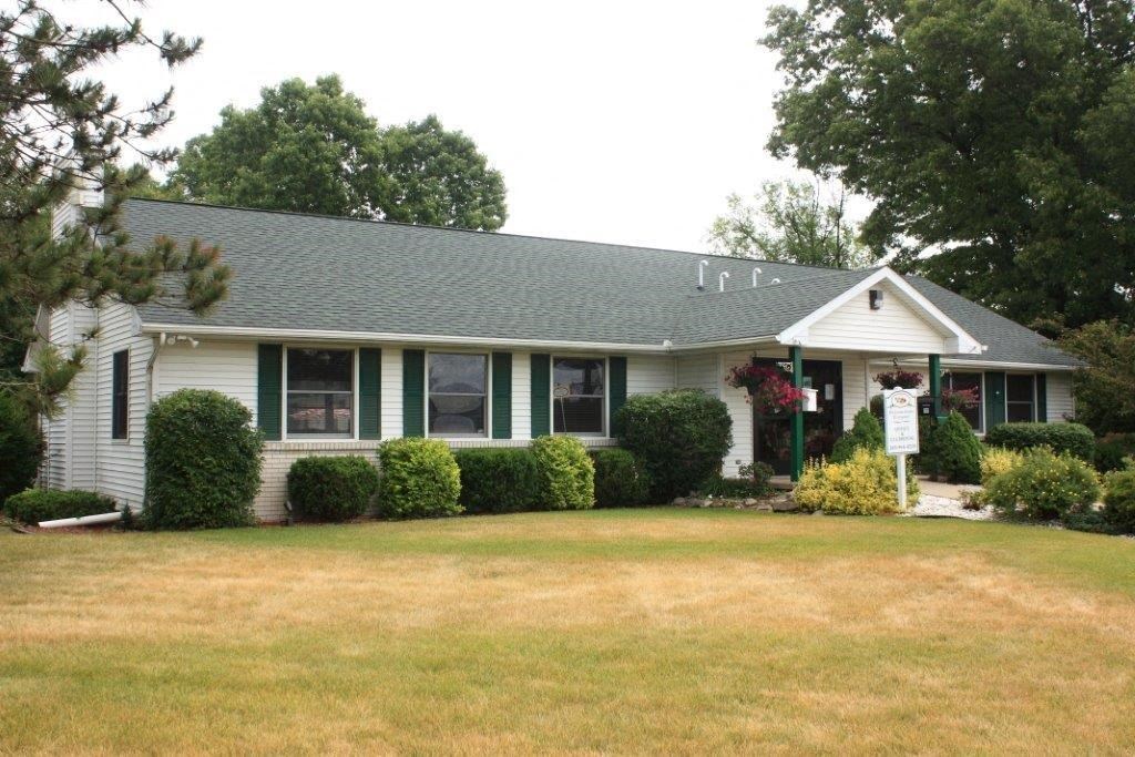 The Community of Rolling Hills Clubhouse and Office