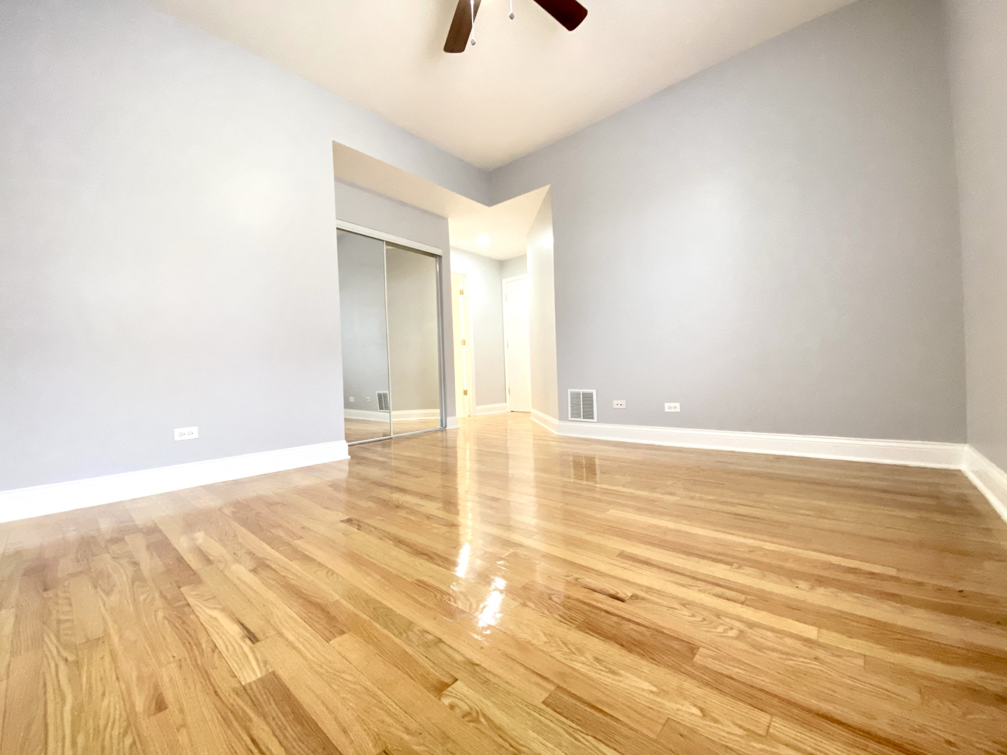 1001 Sunnyside Bedroom - Main