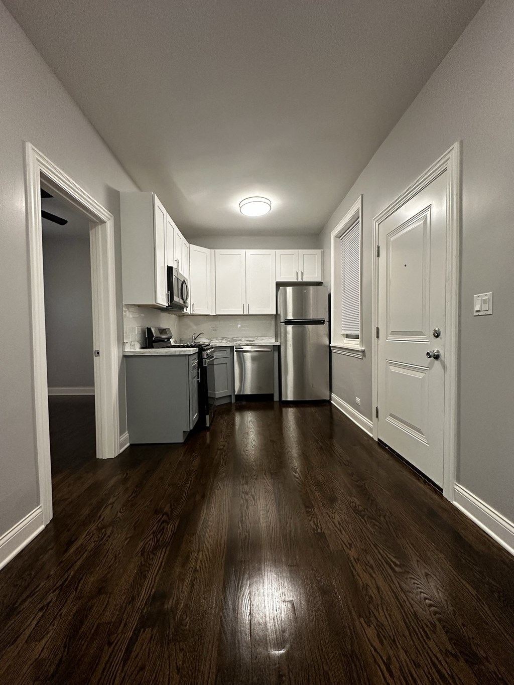 6259 Lakewood - 3 bedroom