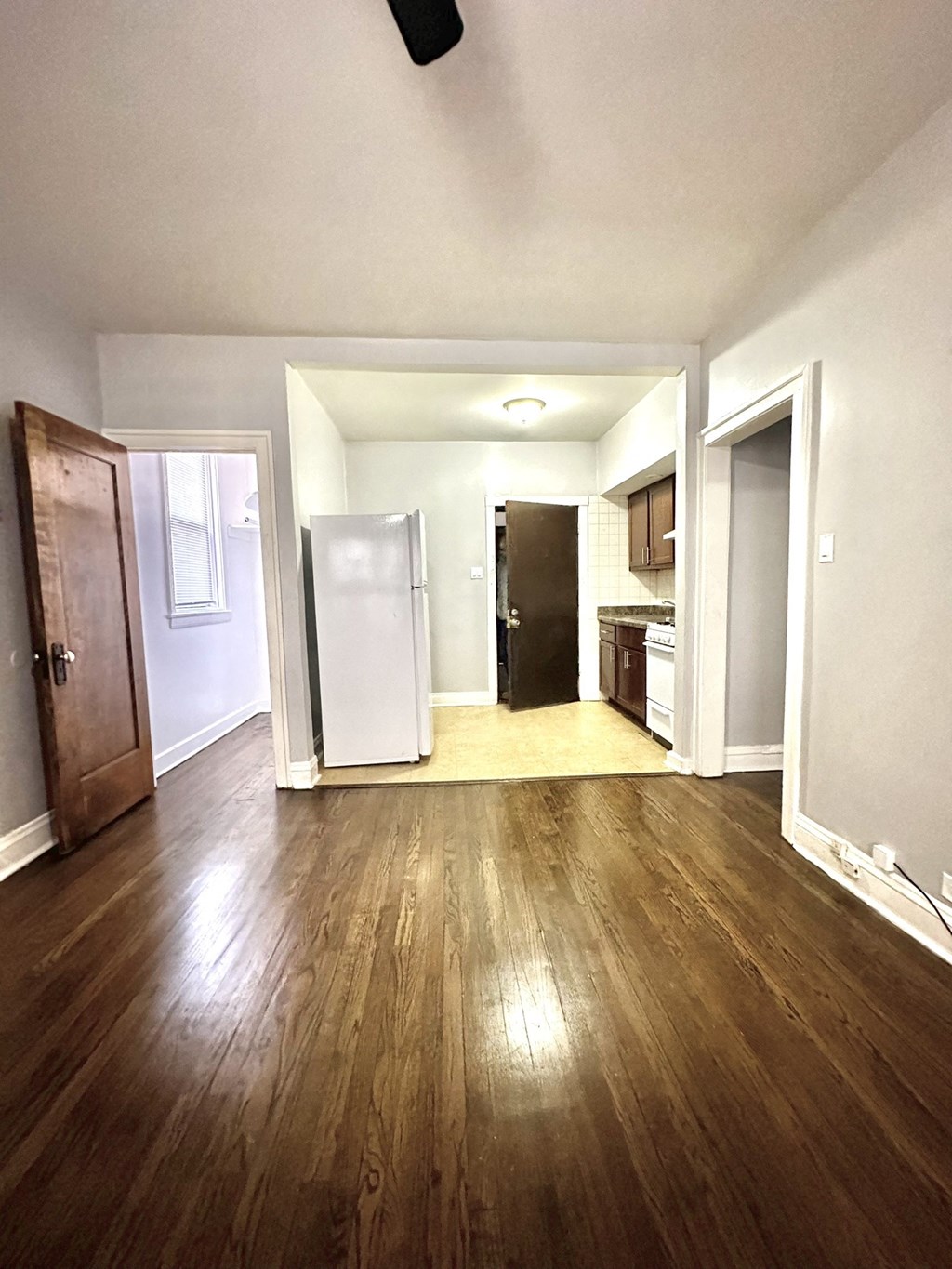 7505 Calumet Bedroom - Living Room- 101