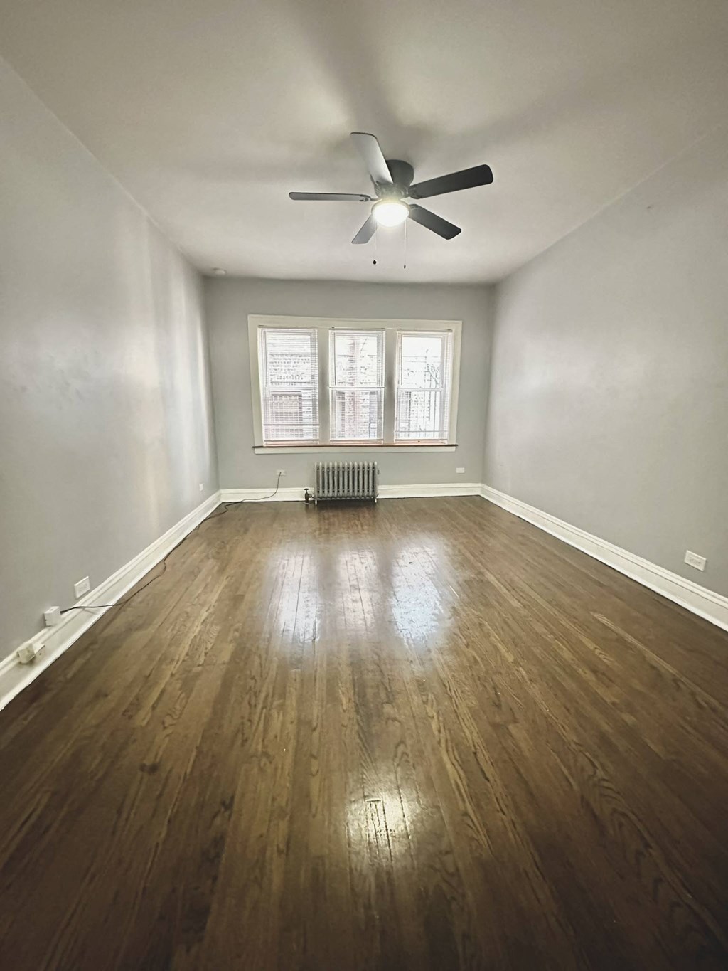 7505 Calumet Bedroom - Living Room- 101