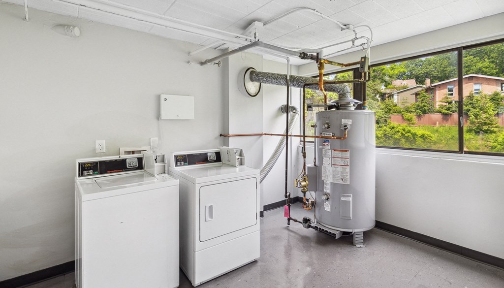 washer and dryer at Walnut Towers at Frick Park, Pittsburgh, 15217