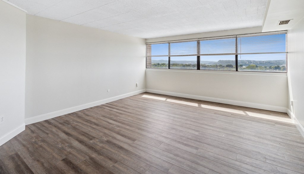 empty room at Walnut Towers at Frick Park, Pittsburgh, Pennsylvania
