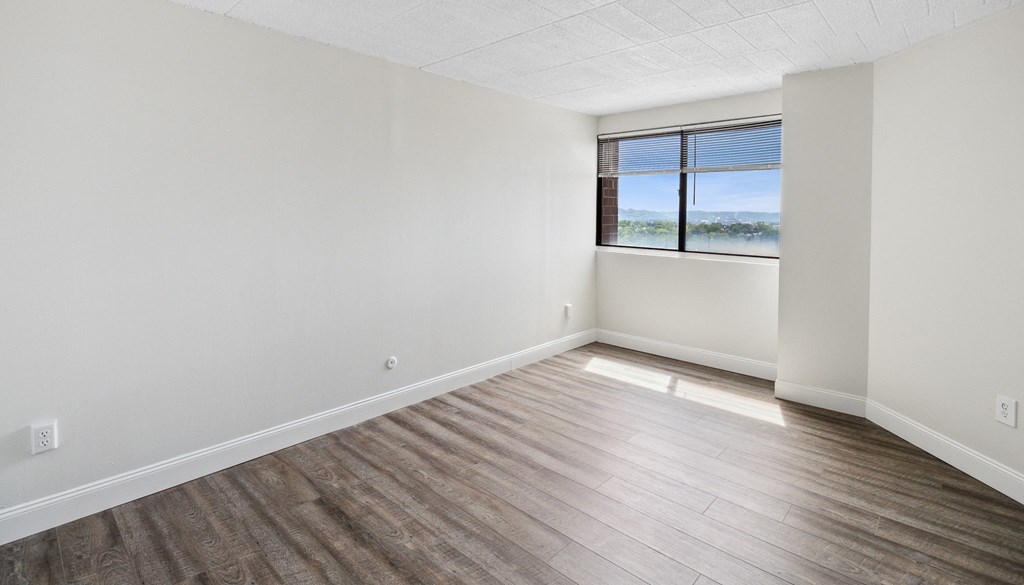 empty room at Walnut Towers at Frick Park, Pennsylvania