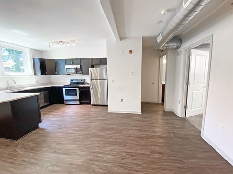 Large Upgraded Kitchen at University Commons, Pittsburgh 15213