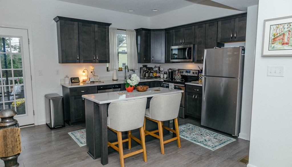 Muirfield 3 Bedroom w/ Finished Basement & Large Deck Layout