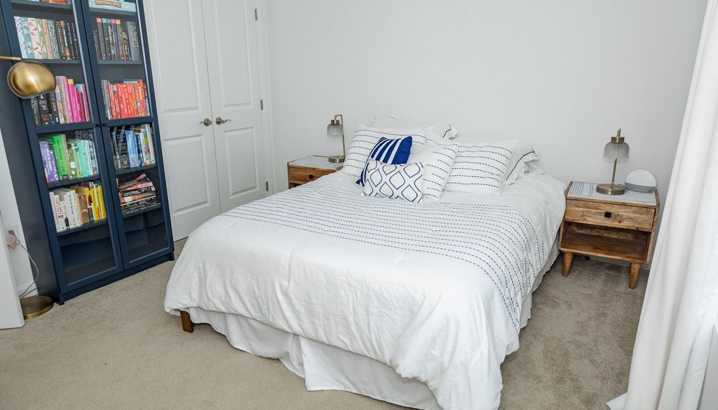 Muirfield 3 Bedroom w/ Finished Basement & Large Deck Layout