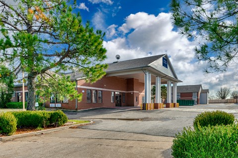 the building where the hotel is located