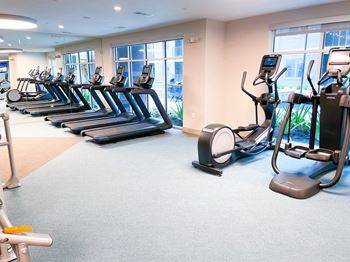 24/7 fitness center designed with your needs in mind!