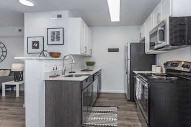 1031 Cambridge Station Rd 1-3 Beds Apartment for Rent - Photo Gallery 2