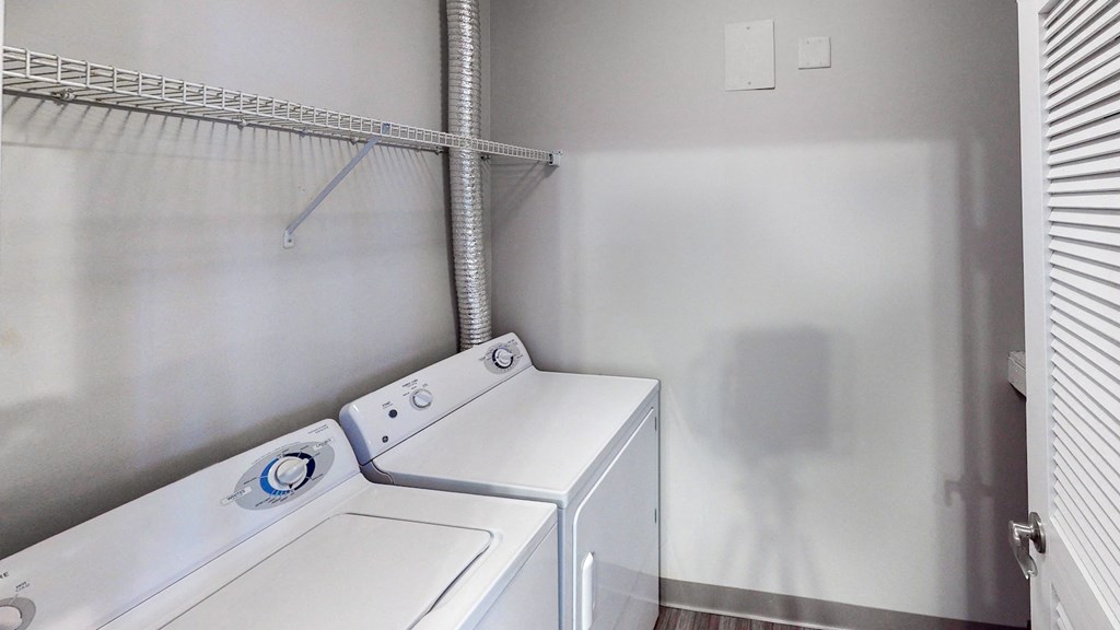 Washer Dryer at Waterstone Landing, Perrysburg, OH, 43551