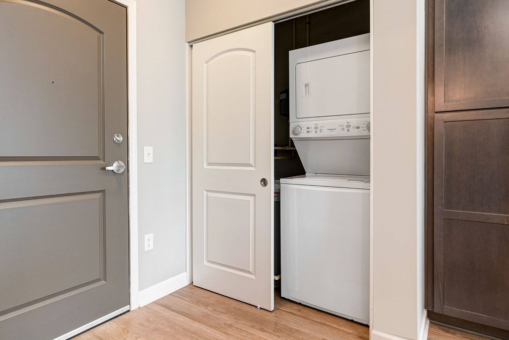Washer Dryer In Unit at Adelphi Quarter, Ohio
