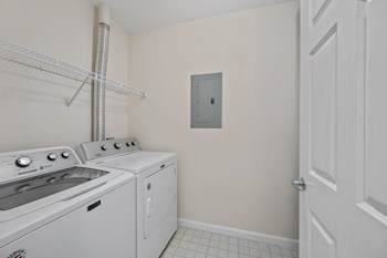 240 Greenup Street 1-2 Beds Apartment for Rent - Photo Gallery 65