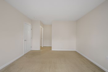 240 Greenup Street 1-2 Beds Apartment for Rent - Photo Gallery 60