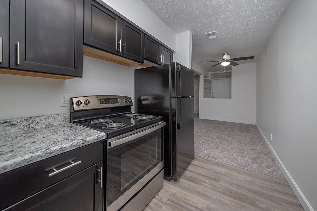 Fully Equipped Kitchen at Millcroft Apartments and Townhomes, Milford, OH
