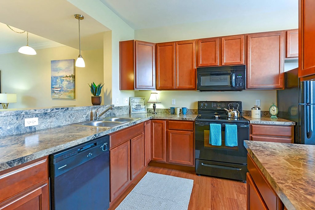 Stainless Steel Appliances at Grove City Summit, Ohio, 43123