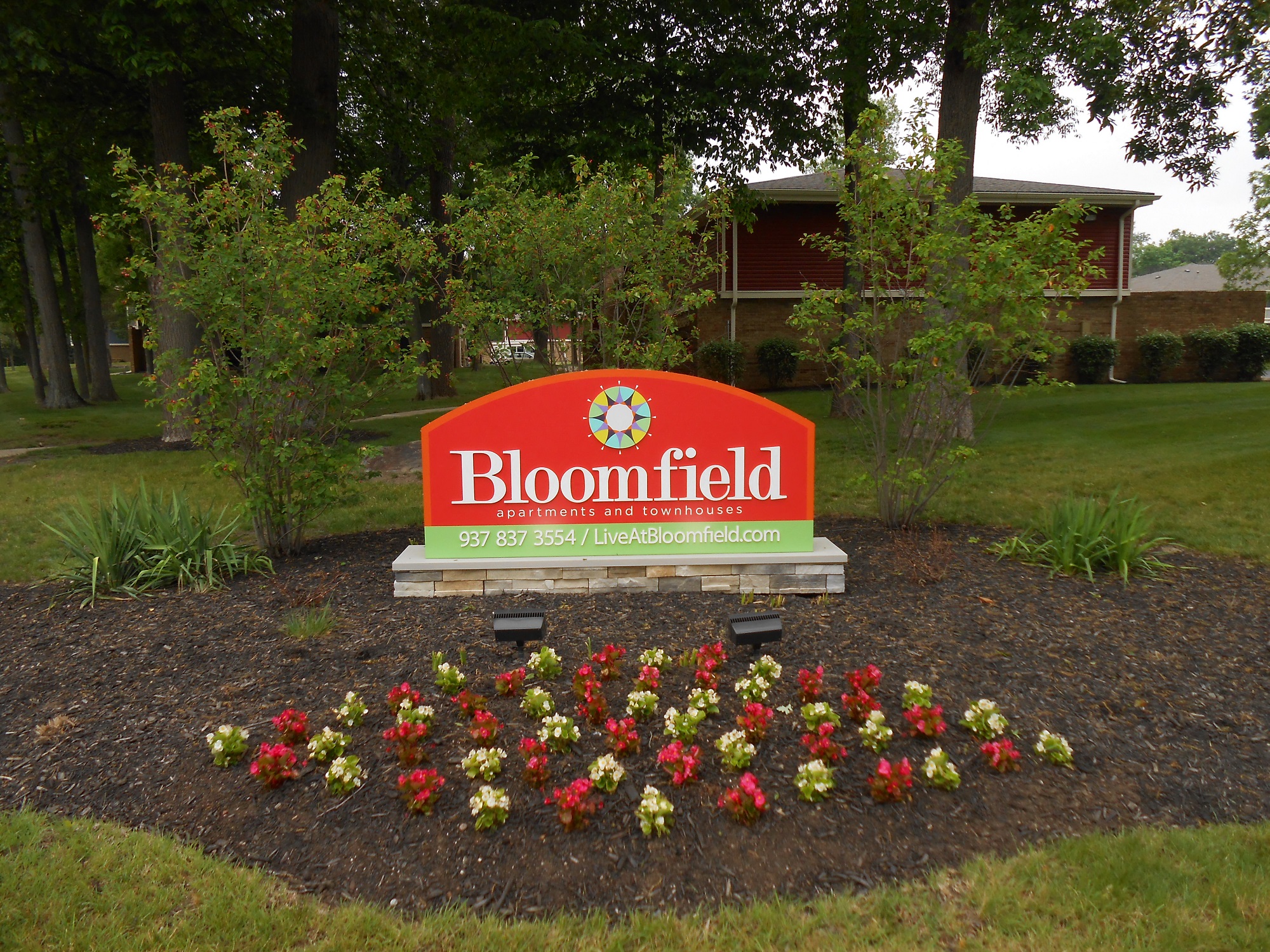 Sign board at Bloomfield Apartments, Ohio, 45426