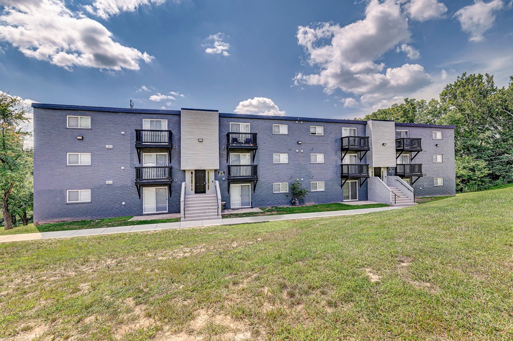 Green Exterior at The Apex, Ohio, 45239