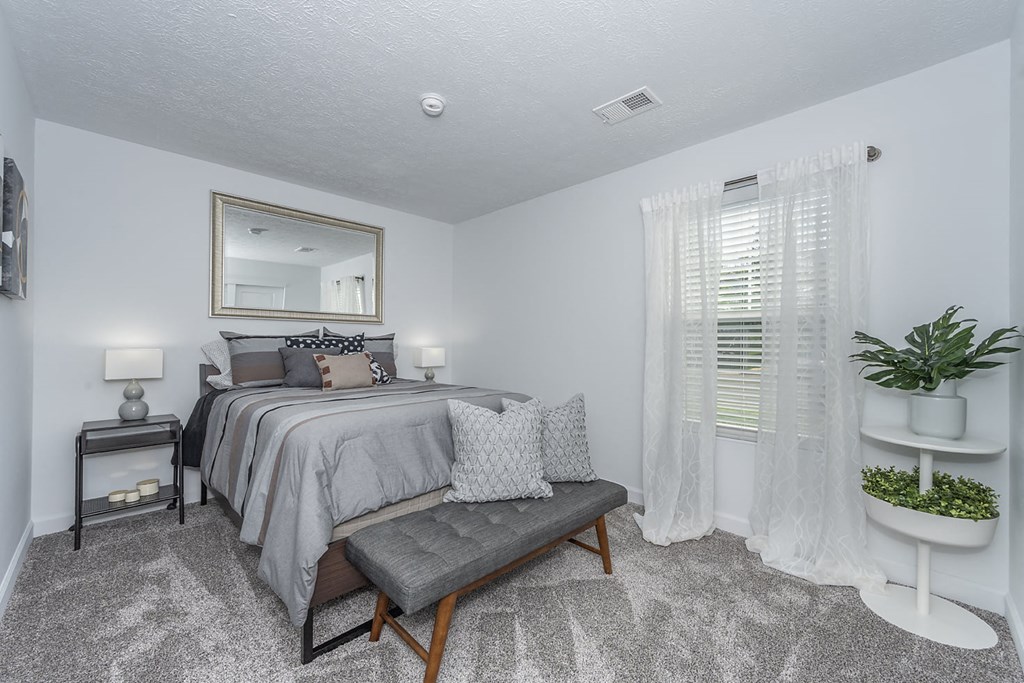 Classic Bedroom at Galbraith Pointe Apartments and Townhomes*, Cincinnati