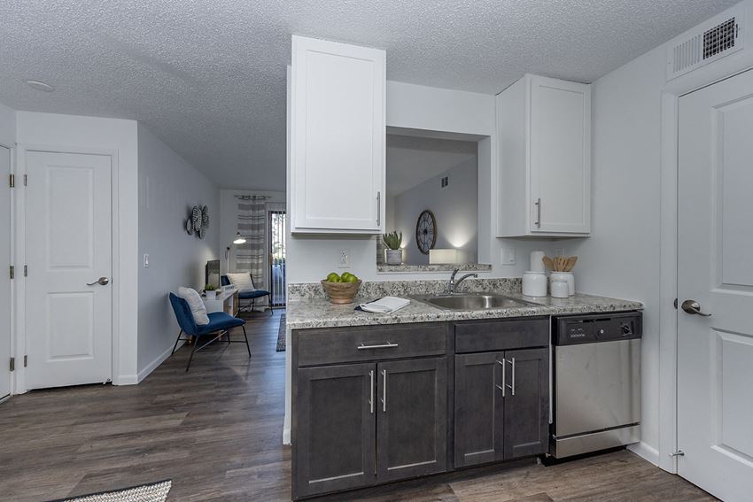 5310 W Keller Rd #4 2-3 Beds Apartment, Multi-Family for Rent - Photo Gallery 1