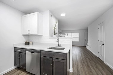 1031 Cambridge Station Rd 1-3 Beds Apartment for Rent - Photo Gallery 5