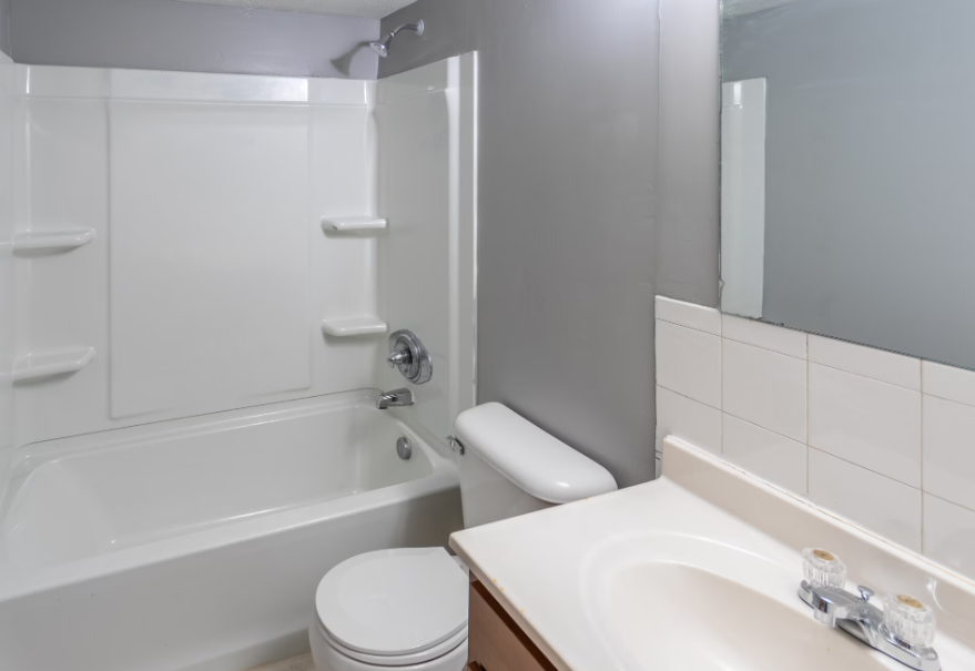 Bathroom With Bathtub at Crossings of Kenton, Erlanger, KY