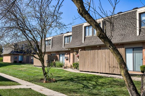 Trees and row of houses at Timbercreek Apts, Columbus, OH 43207