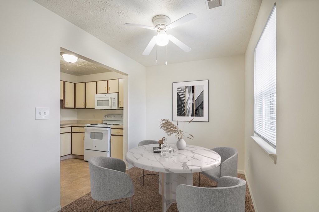 Dining Room at Meridian Court South, Indianapolis