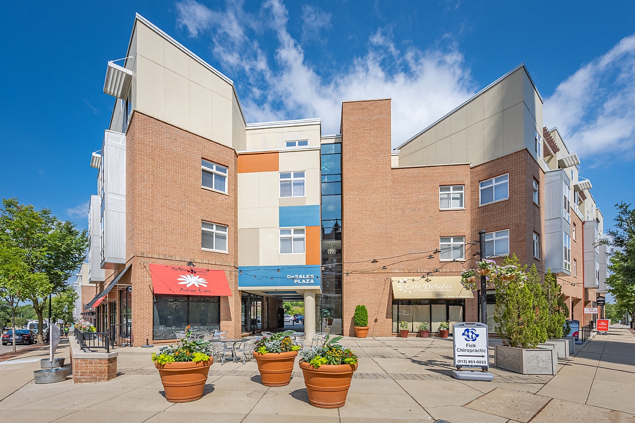 DeSales Flats Apartments*