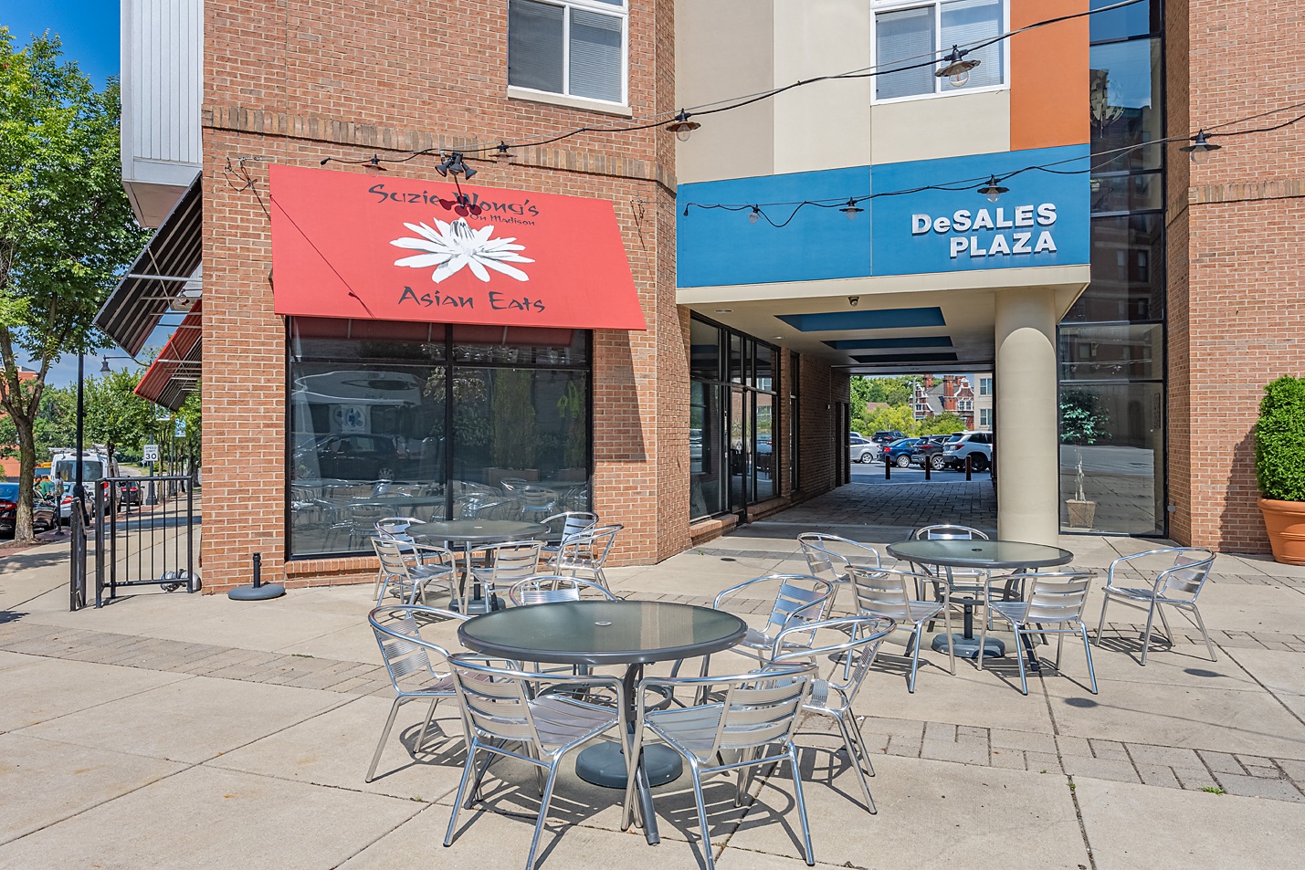 DeSales Flats Apartments*