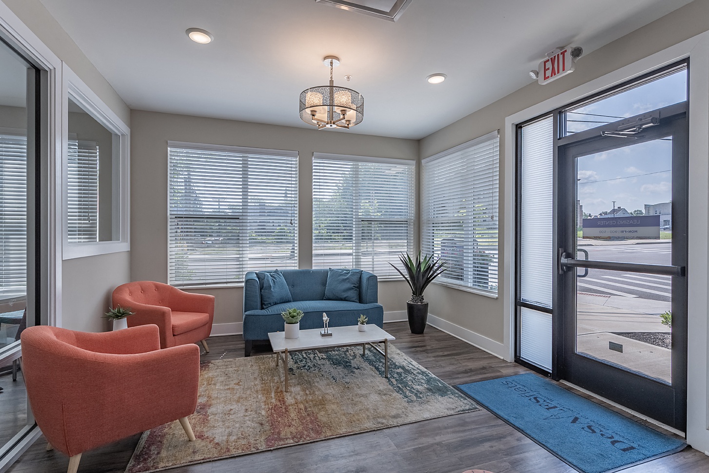 DeSales Flats Apartments*