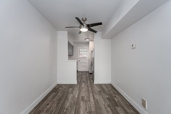 2587 Fernview Court 1-2 Beds Apartment for Rent - Photo Gallery 4