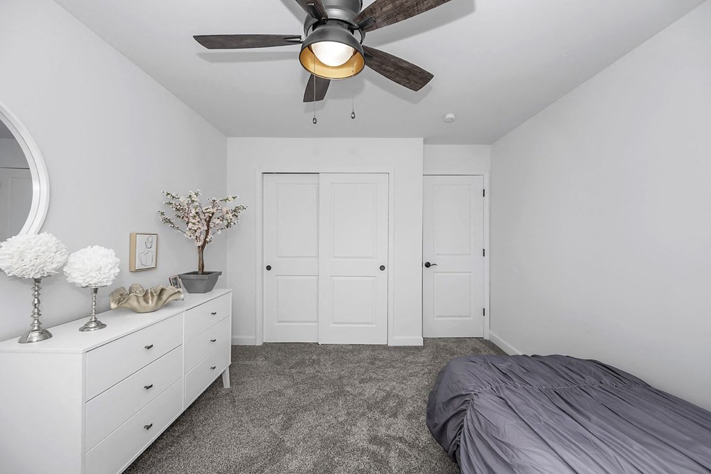 Ceiling Fan In Bedroom at Galbraith Pointe Apartments and Townhomes*, Cincinnati, 45231
