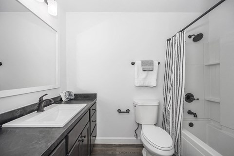 Spacious Bathrooms at Galbraith Pointe Apartments and Townhomes*, Cincinnati, OH