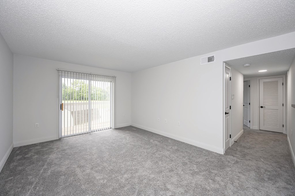 Carpeted Living Area at Honey Creek, Greenwood, IN, 46143