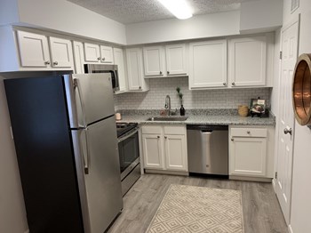 2637 Sawbury Blvd 2 Beds Apartment for Rent - Photo Gallery 3