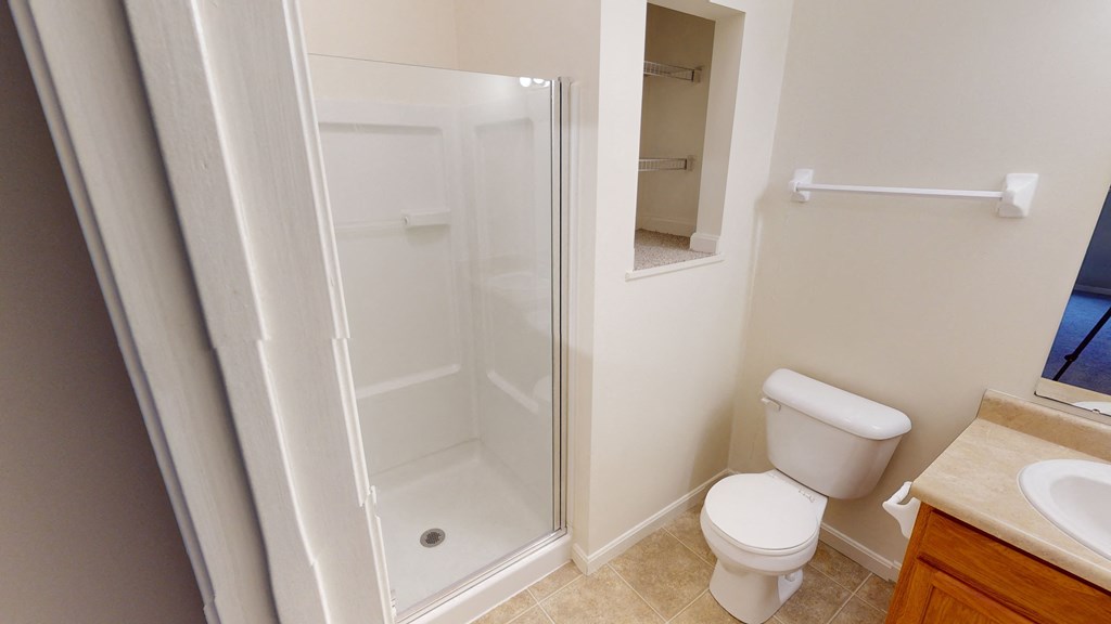 Modern Bathroom at Prescott Place, Columbus, OH, 43235