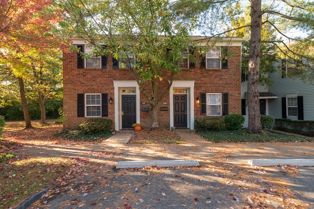 Property Exterior at Indian Creek Apartments, Cincinnati, OH, 45236