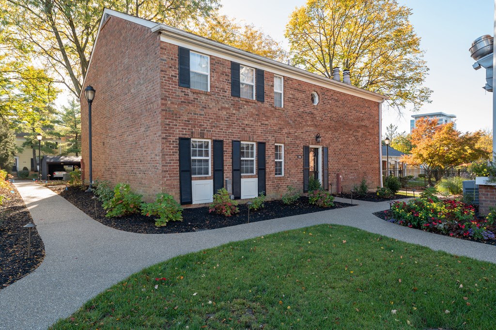 Property Exterior at Indian Creek Apartments, Cincinnati, OH, 45236